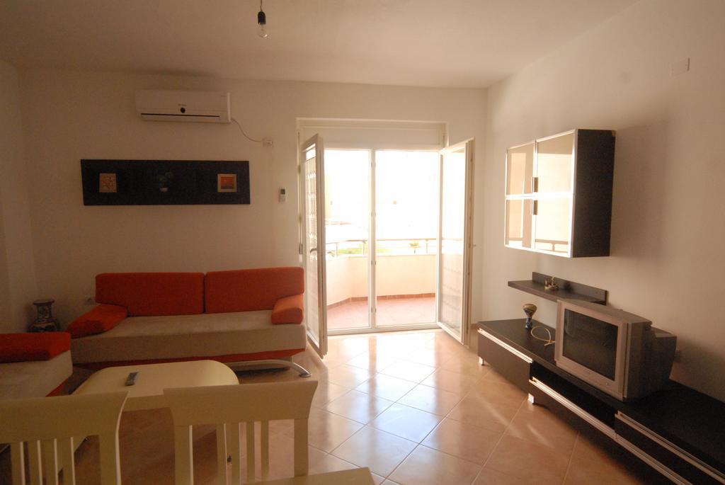 Cold Water Residence Vlore Room photo