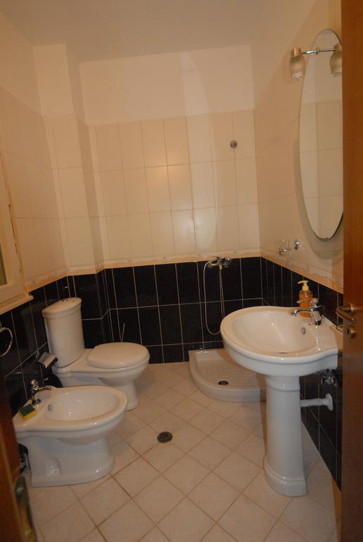 Cold Water Residence Vlore Room photo